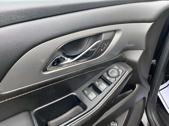 Certified 2021 Chevrolet Traverse LT image 10