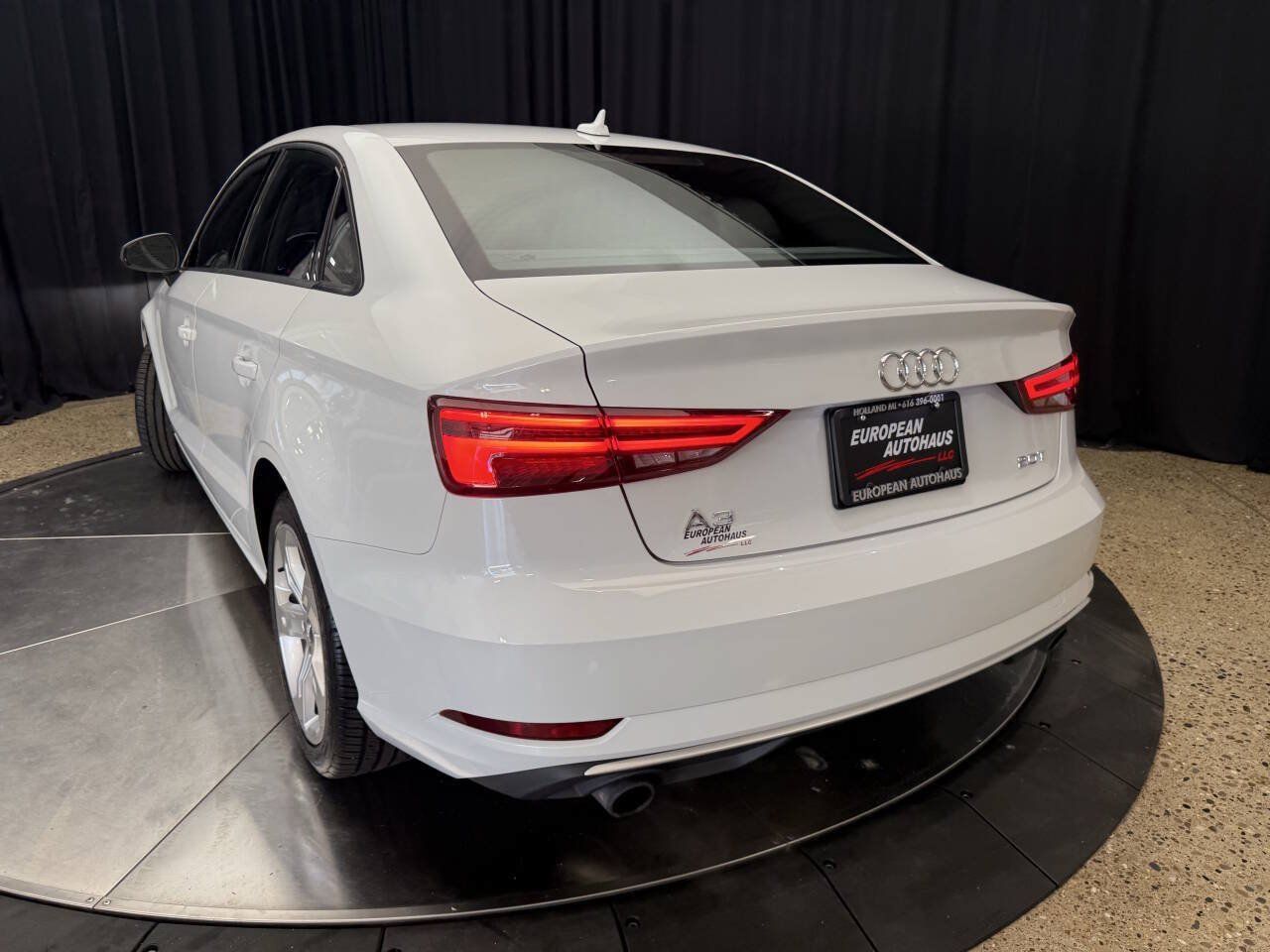 Used 2017 Audi A3 2.0T Premium w/ Convenience Package AWD/4WD image 6