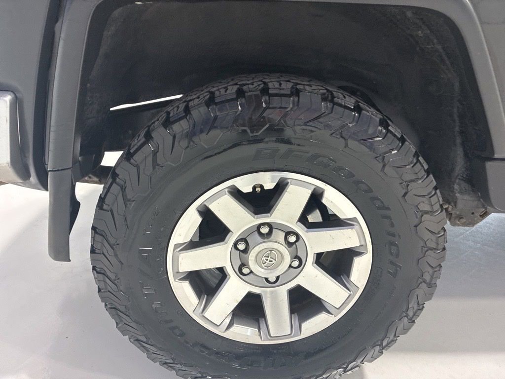 Used 2014 Toyota FJ Cruiser 4WD w/ Convenience Package image 7