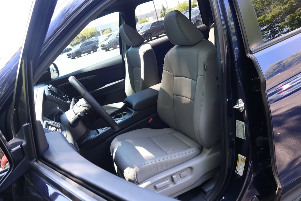 Used 2024 Honda Passport EX-L image 31