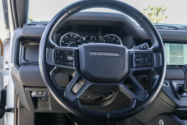 Used 2023 Land Rover Defender 90 X-Dynamic SE AWD/4WD image 25