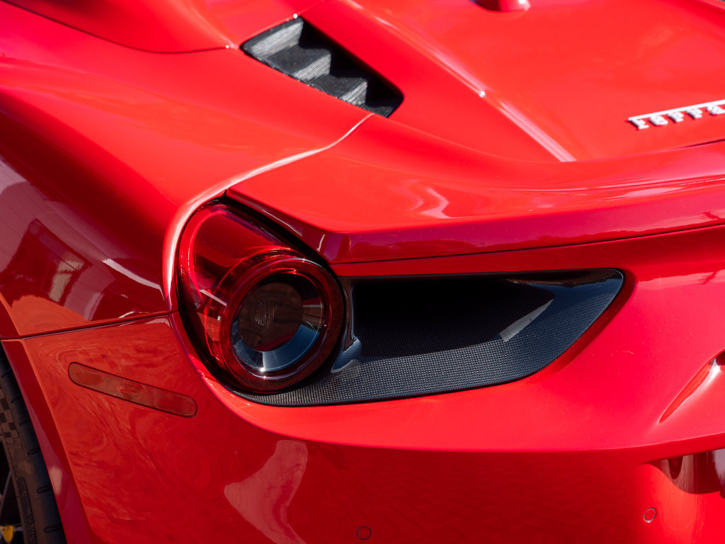 Certified 2019 Ferrari 488 Spider RWD image 22