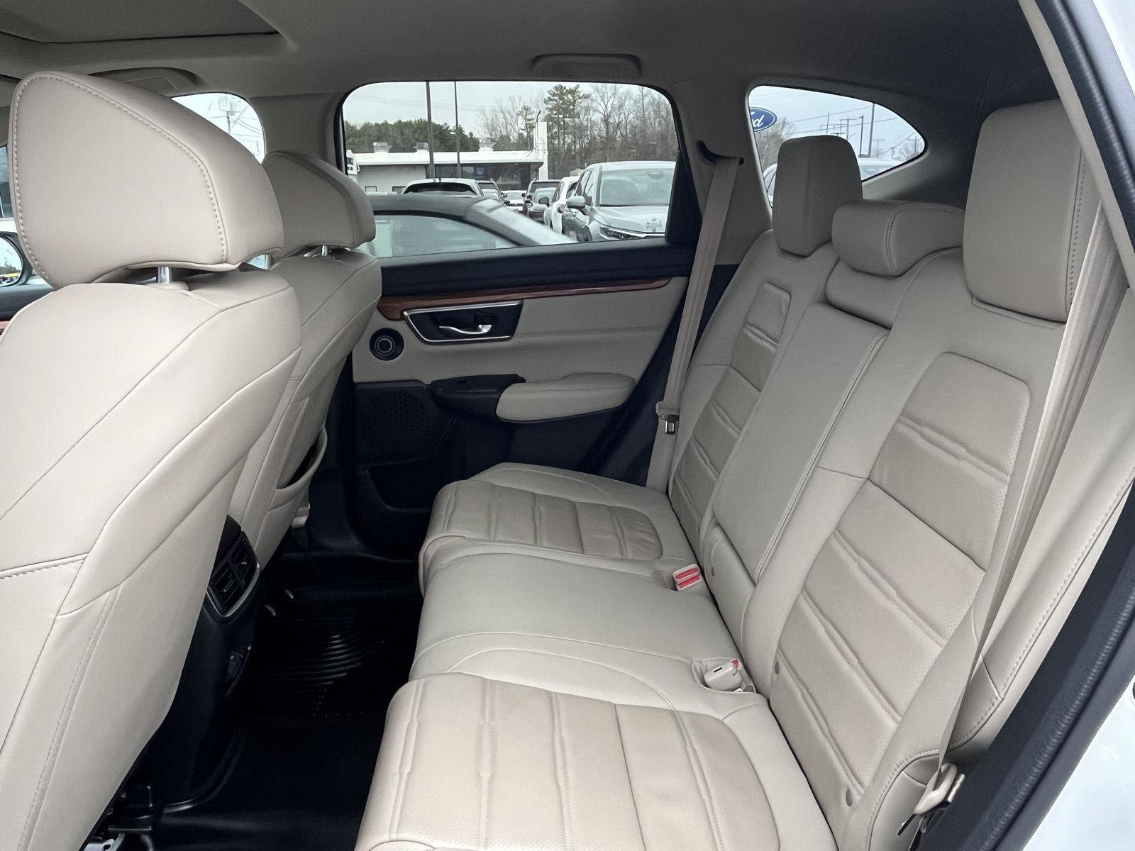 Used 2020 Honda CR-V Touring image 15