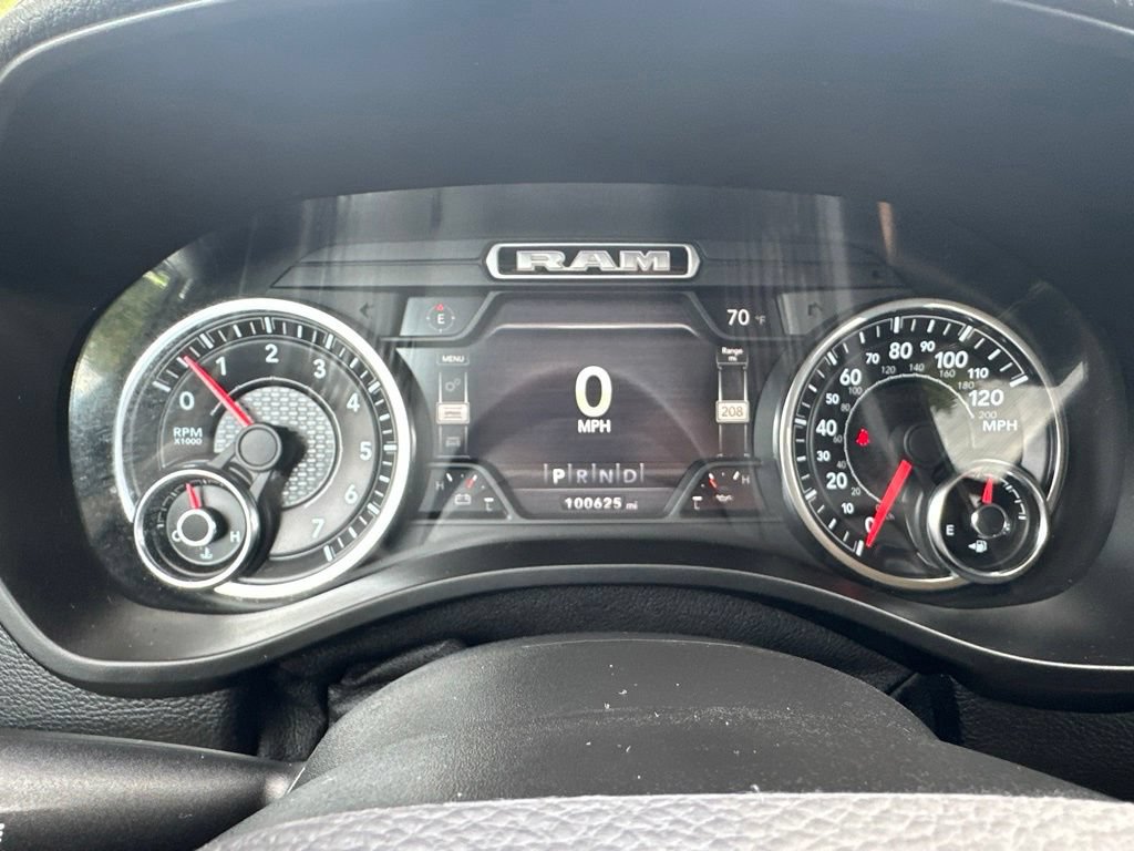 Used 2019 RAM 1500 Laramie AWD/4WD image 27