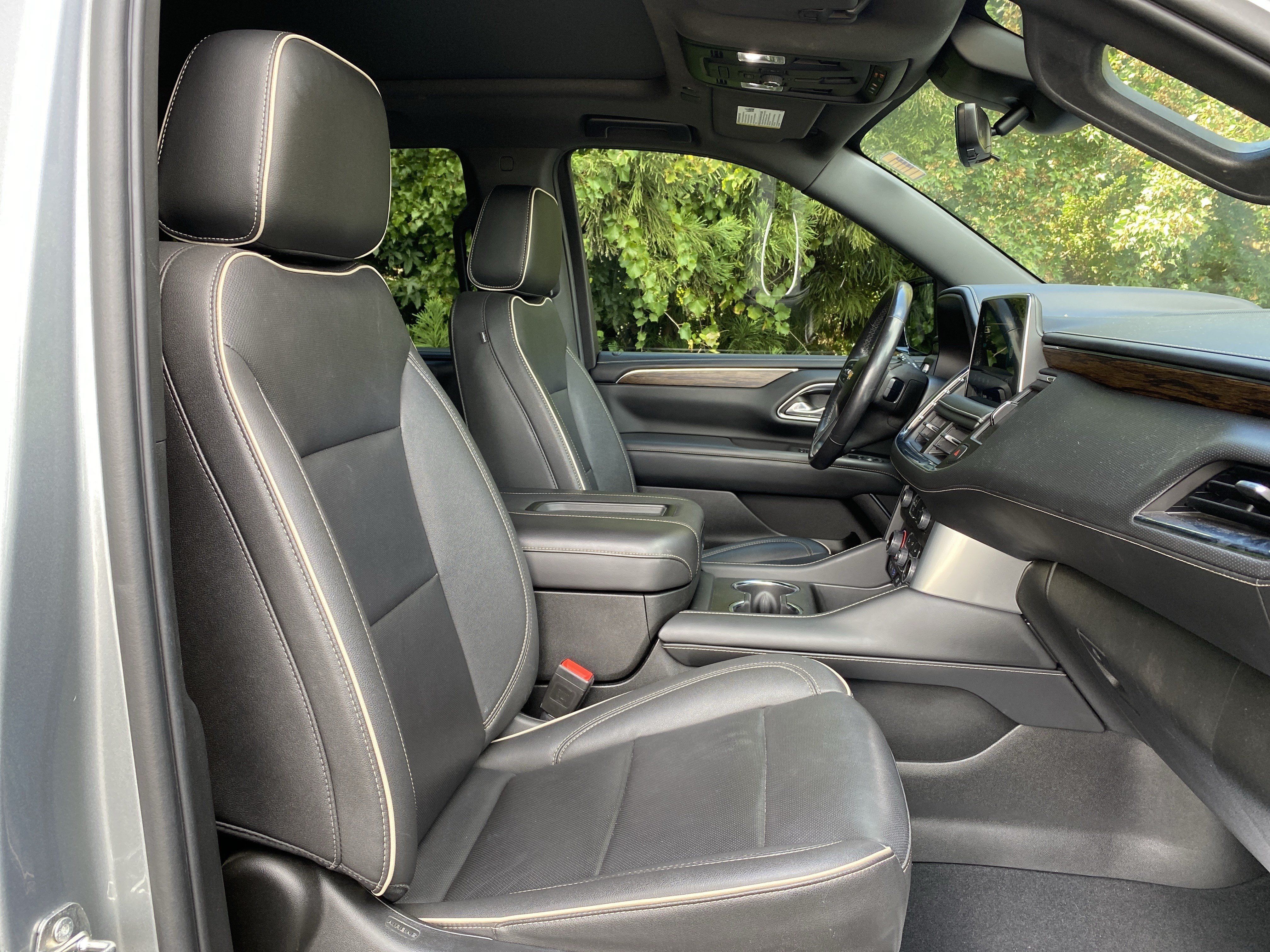 Used 2023 Chevrolet Tahoe Premier AWD/4WD image 37