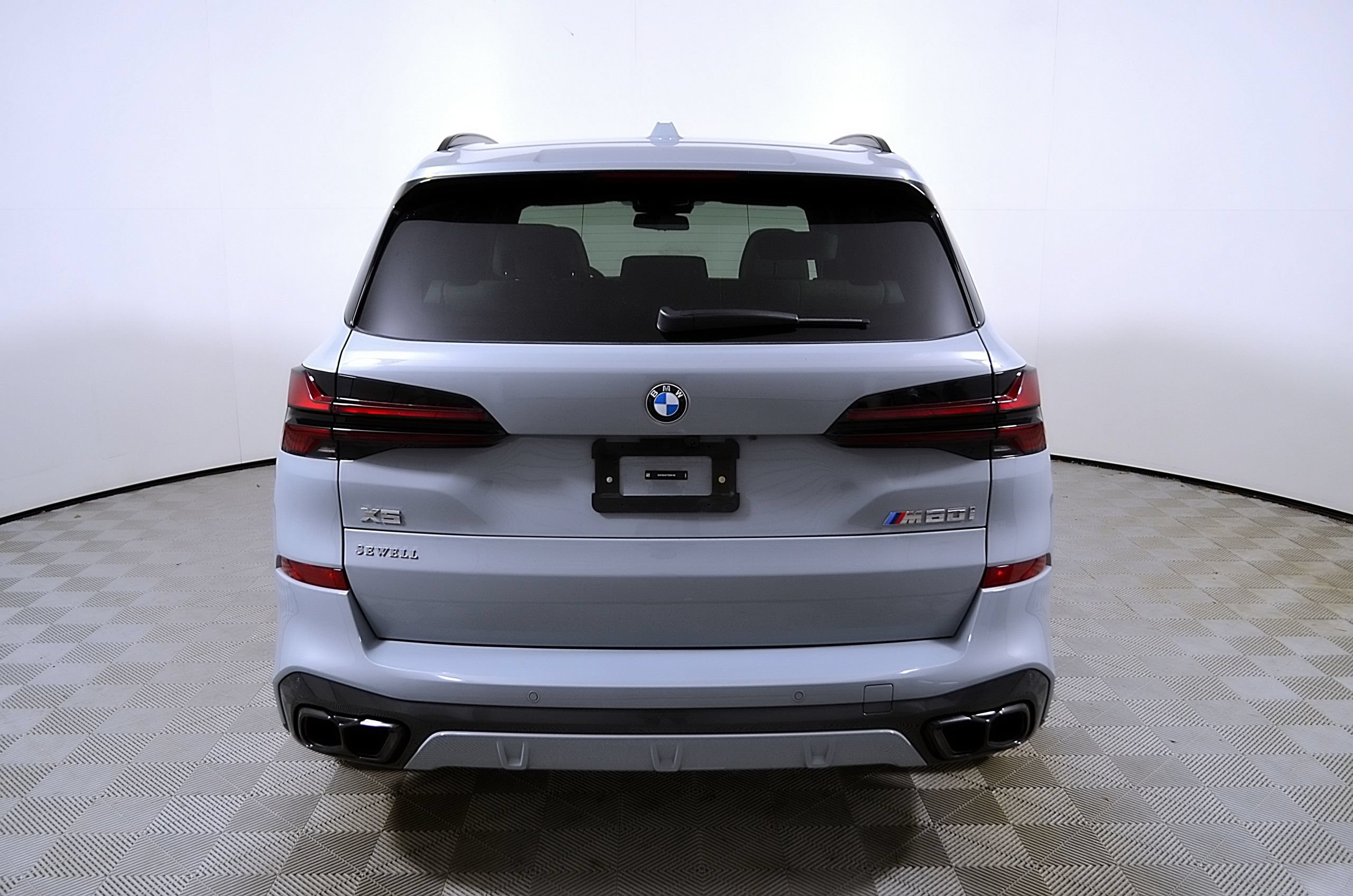 Used 2026 BMW X5 M60i AWD/4WD image 8