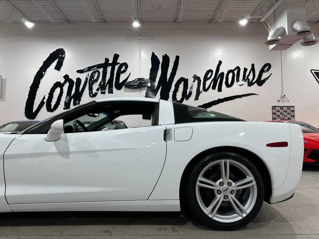 Used 2010 Chevrolet Corvette Coupe w/ Preferred Equipment Group image 7