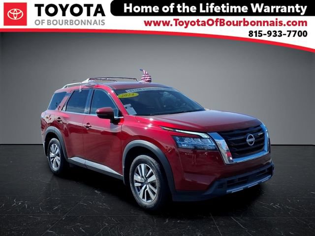 Used 2024 Nissan Pathfinder SL w/ Cargo Package AWD/4WD image 1
