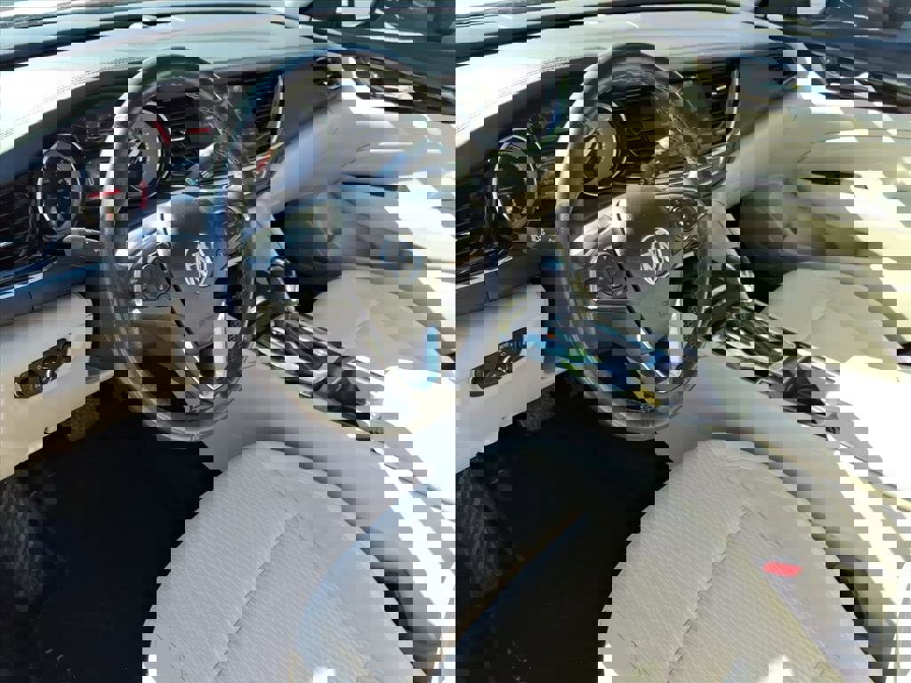 Used 2018 Buick Regal Preferred w/ Driver Confidence Package #1 image 7