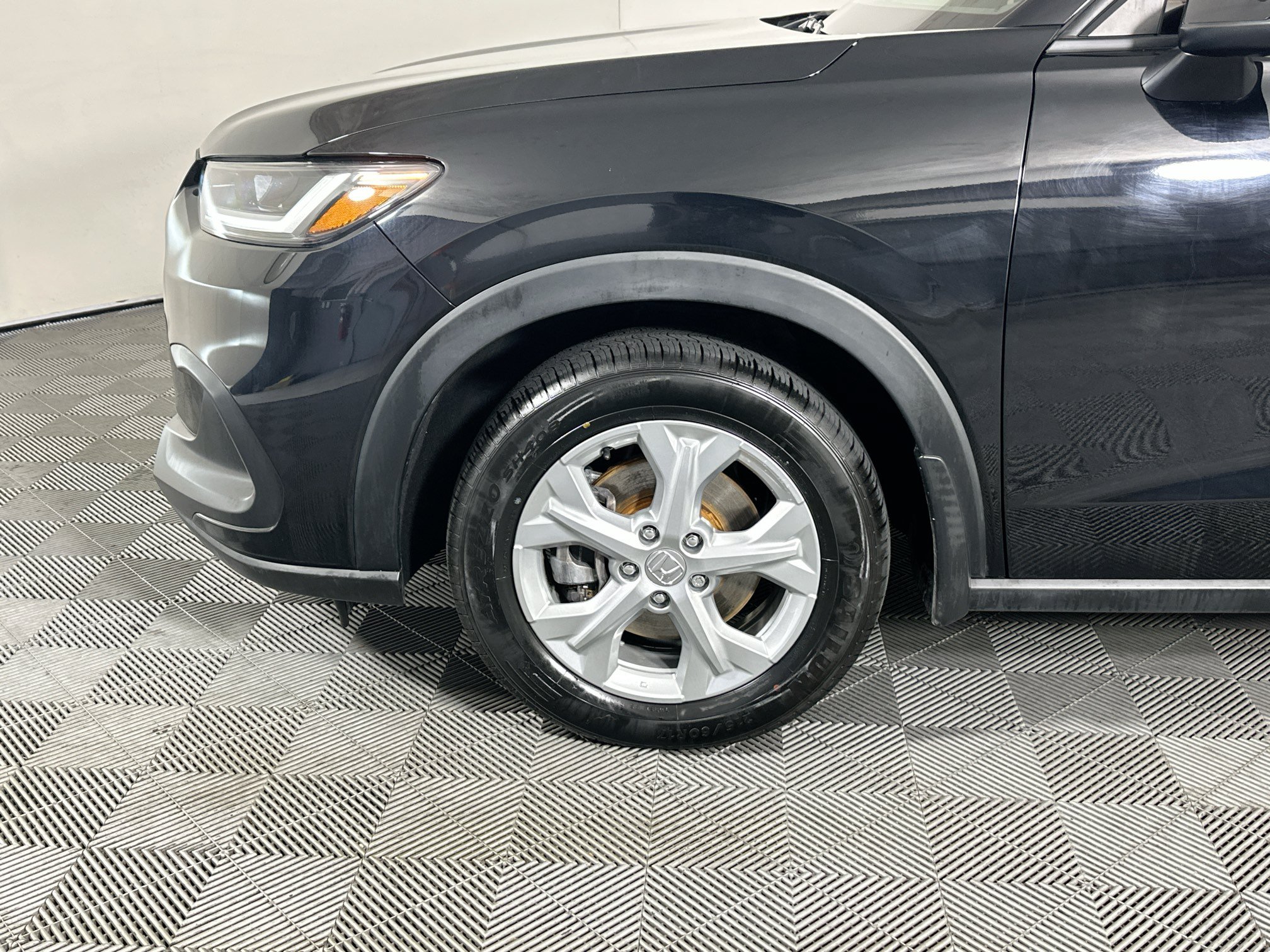 Used 2024 Honda HR-V LX image 11