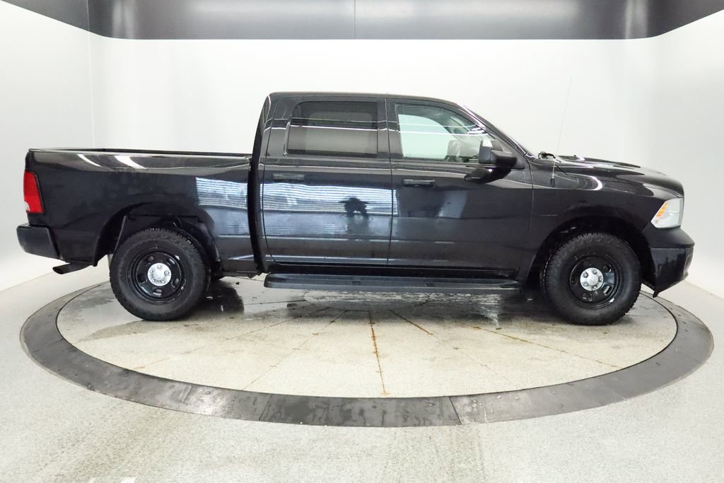 Certified 2016 RAM 1500 4x4 Crew Cab image 8