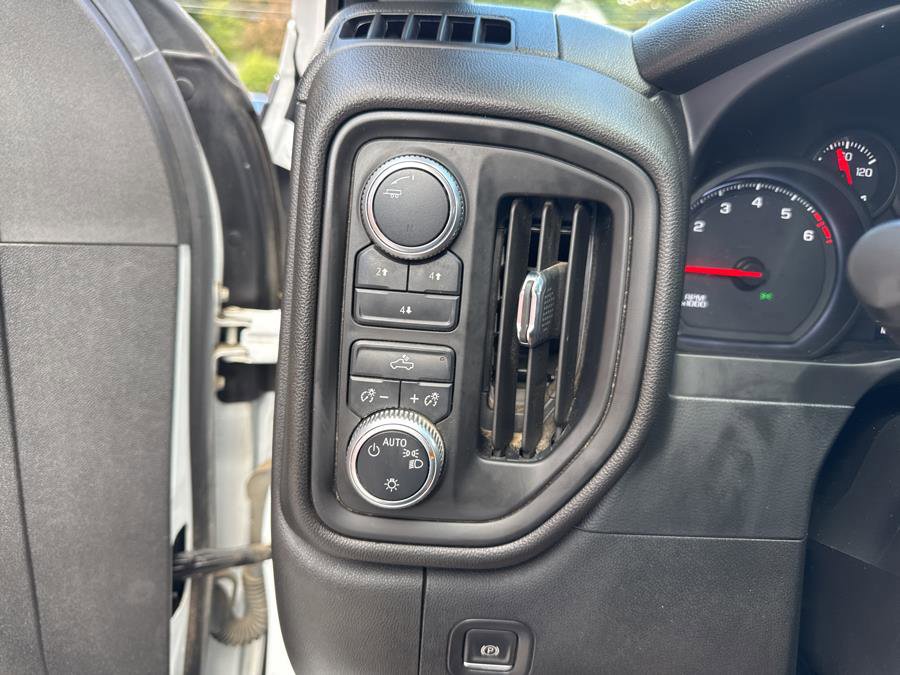 Used 2020 GMC Sierra 2500 4x4 Crew Cab w/ Convenience Package image 25