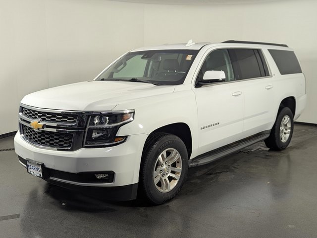 Used 2016 Chevrolet Suburban LT w/ Luxury Package image 4