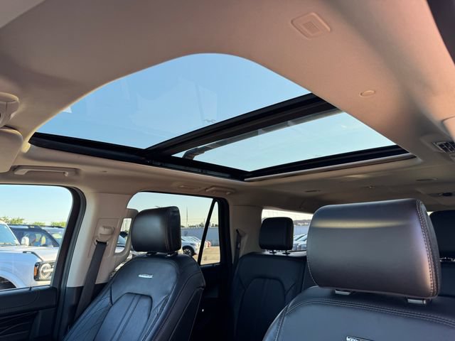 Used 2021 Ford Expedition Max Platinum AWD/4WD image 11
