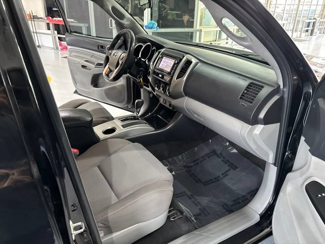 Used 2014 Toyota Tacoma 4x4 Double Cab w/ TRD Off-Road Package image 35