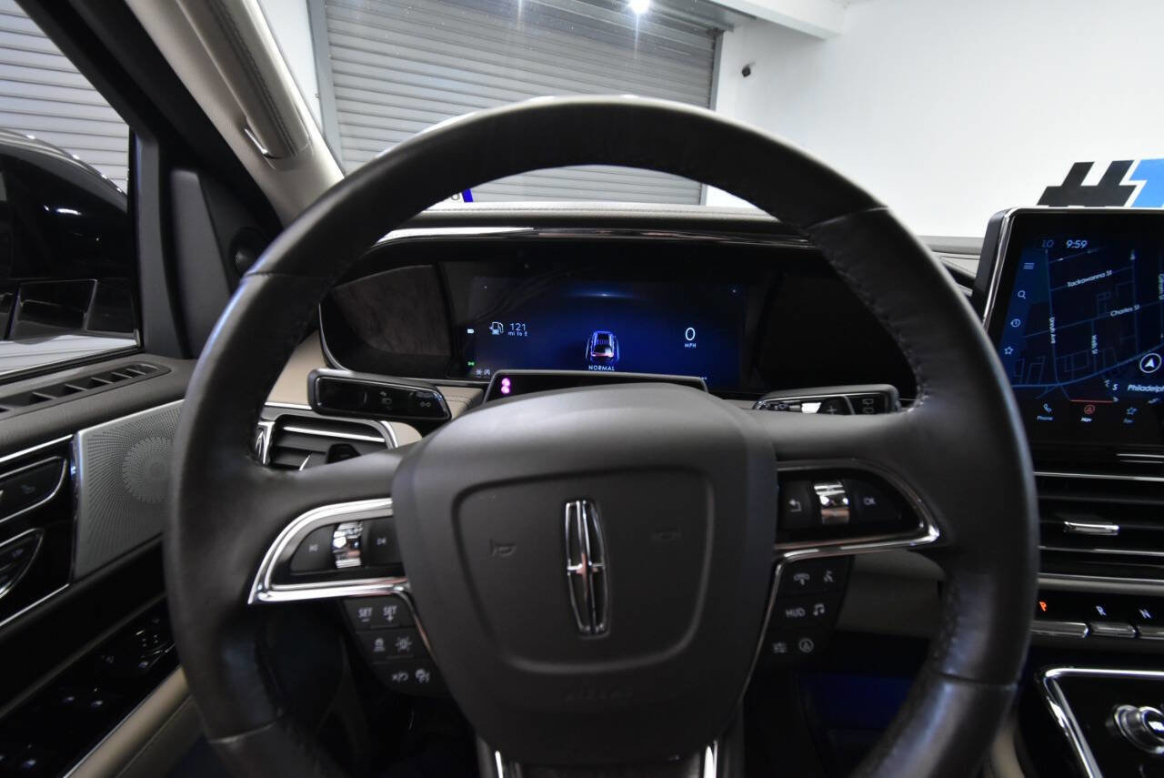 Used 2022 Lincoln Navigator Reserve image 30