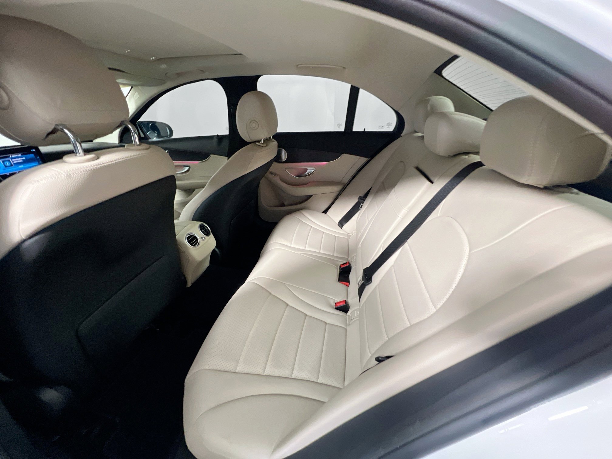 Used 2021 Mercedes-Benz C 300 Sedan image 29