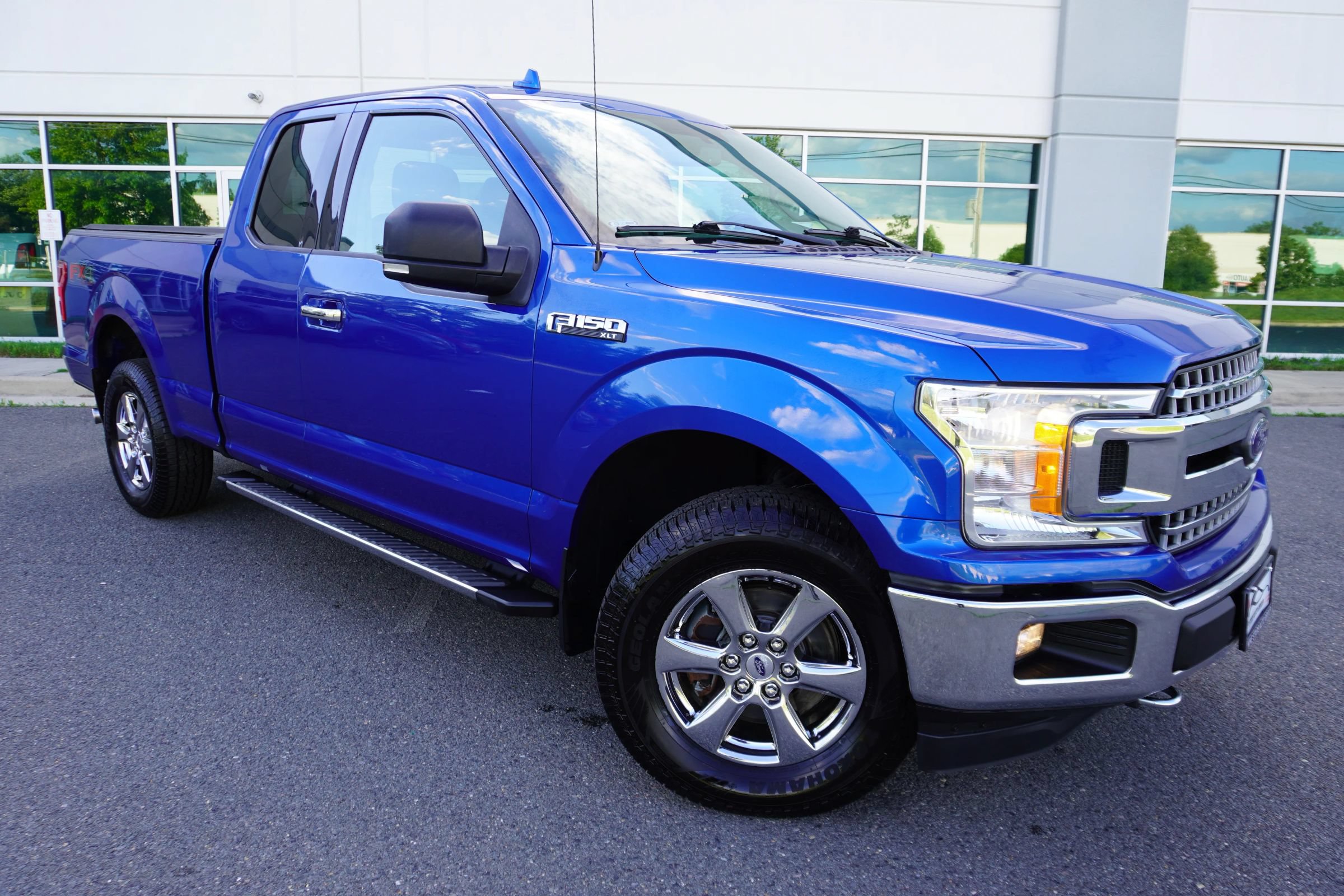 Used 2018 Ford F150 XLT w/ Equipment Group 302A Luxury AWD/4WD image 1
