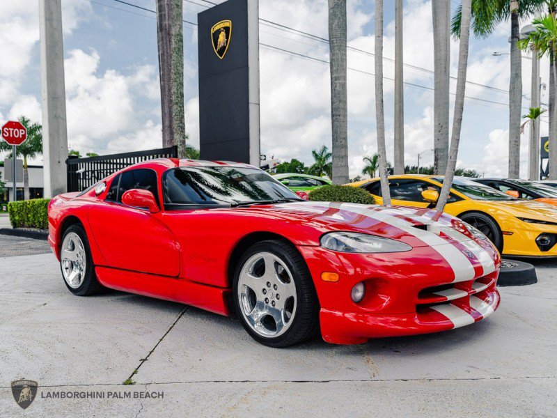 Used 2002 Dodge Viper GTS RWD image 8