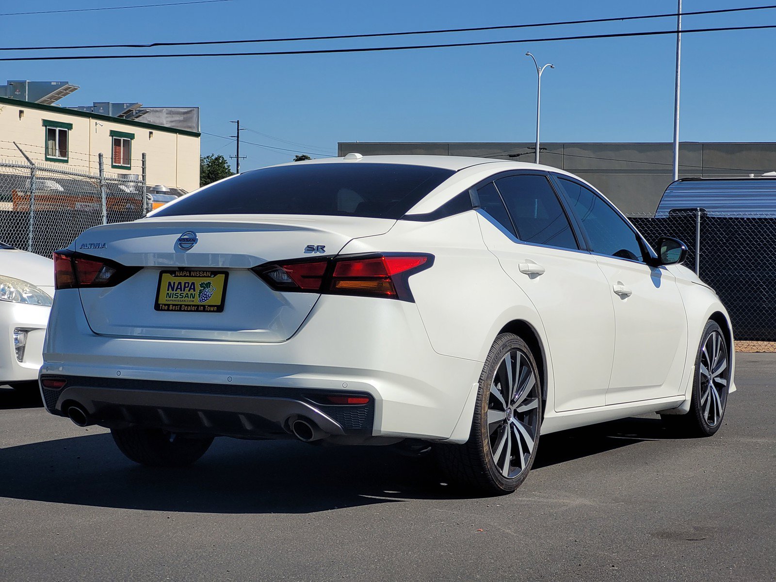 Used 2020 Nissan Altima 2.5 SR FWD image 4