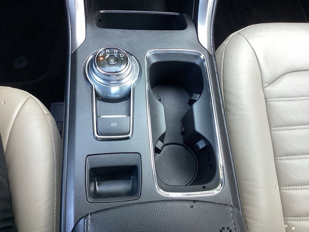 Used 2017 Ford Fusion SE image 48