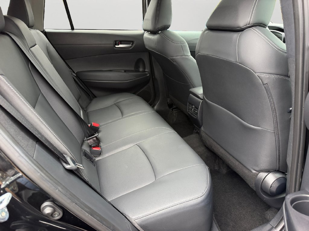 Used 2026 Toyota Corolla Cross XLE w/ Convenience Package AWD/4WD image 9