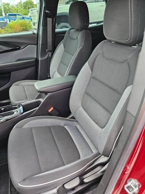 Used 2023 Chevrolet TrailBlazer LS FWD image 16