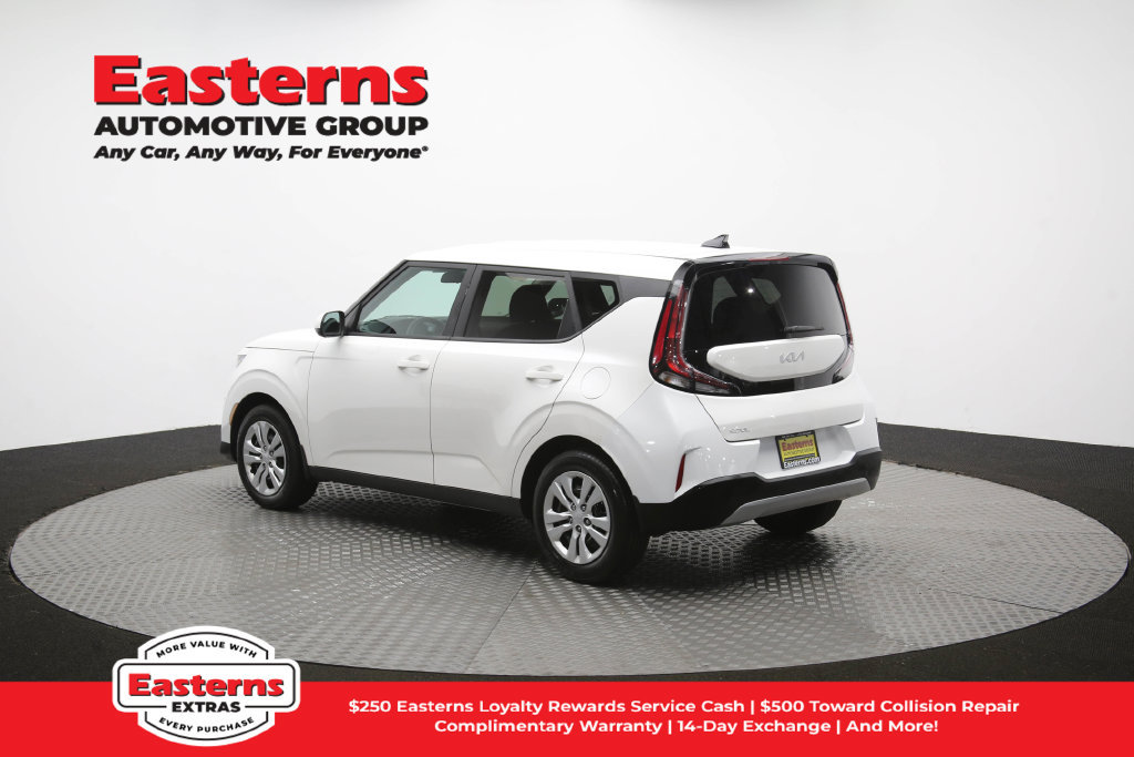 Used 2023 Kia Soul LX FWD image 62
