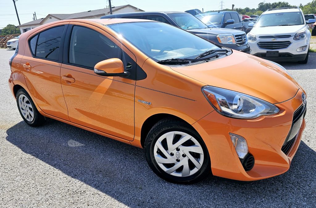 Used 2015 Toyota Prius C image 8