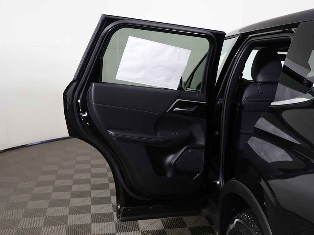 New 2026 Mitsubishi Outlander LE image 22