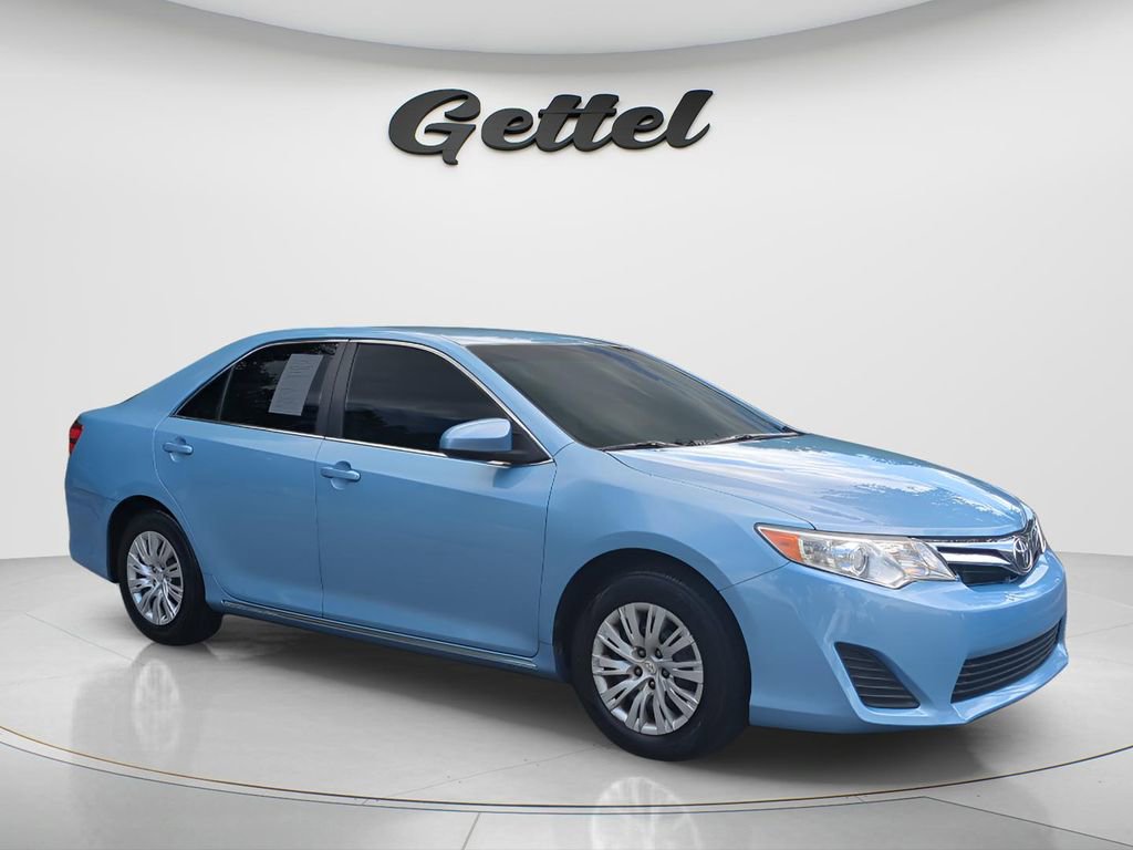 Used 2012 Toyota Camry LE image 10