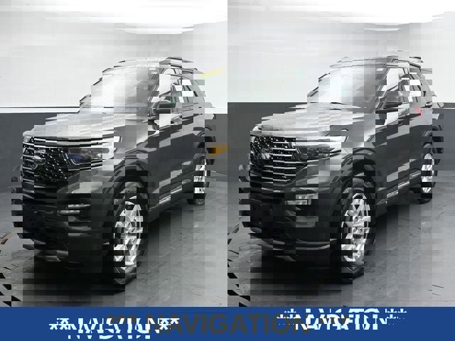 Used 2023 Ford Explorer XLT w/ Equipment Group 202A image 5