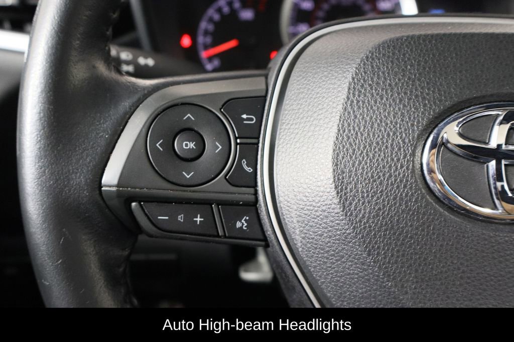 Used 2020 Toyota Corolla SE w/ SE Premium Package image 8