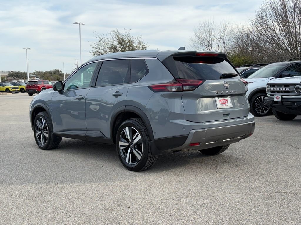 Used 2024 Nissan Rogue SL image 6