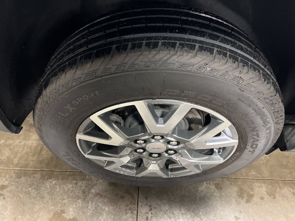 Certified 2023 GMC Acadia SLE w/ Driver Convenience Package AWD/4WD image 23