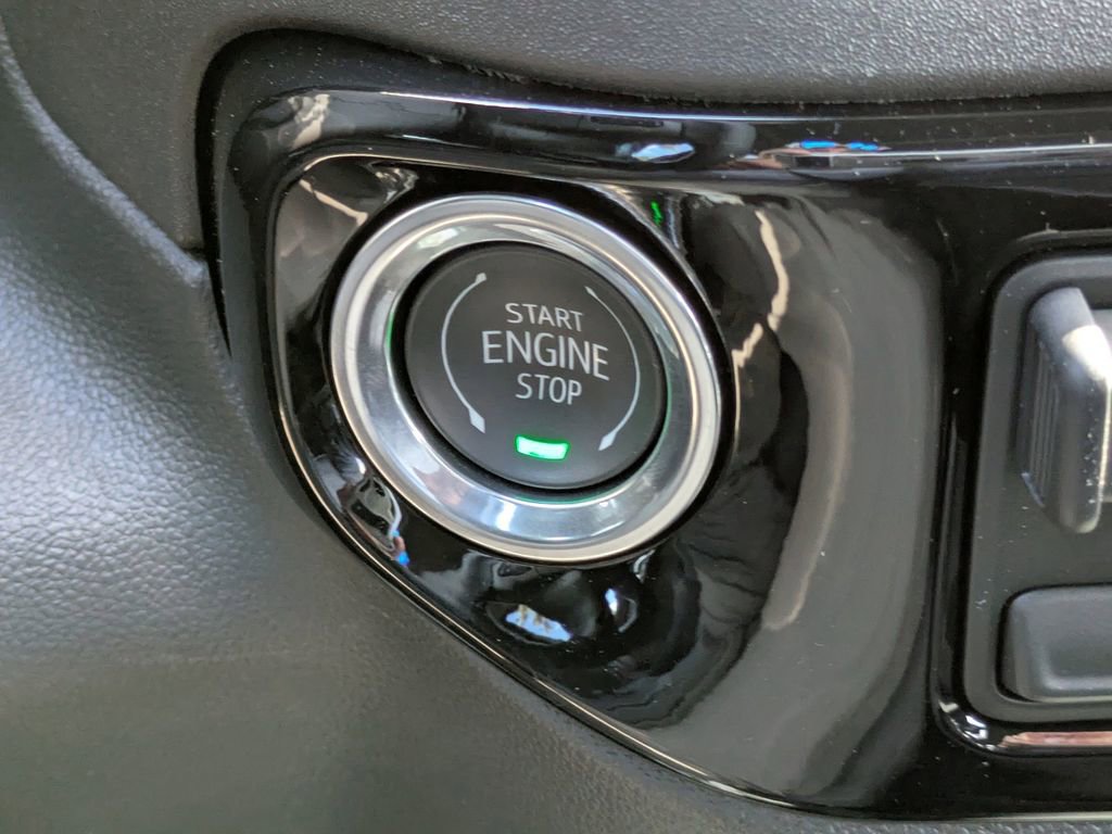 New 2025 Chevrolet Silverado 1500 RST image 30