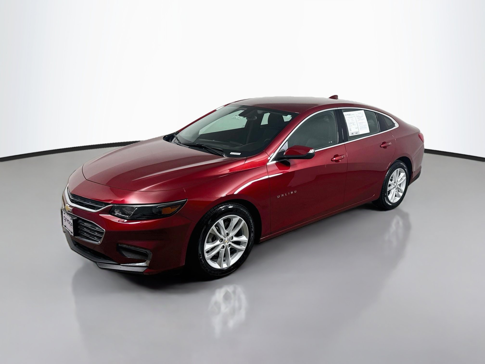 Used 2018 Chevrolet Malibu LT FWD image 3