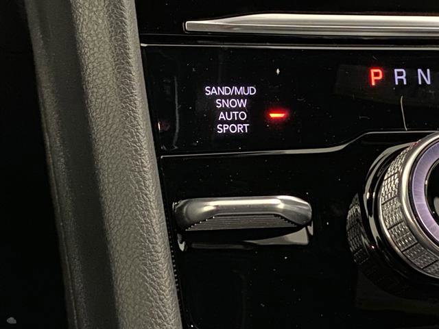 New 2025 Jeep Grand Cherokee L Limited w/ Trailer Tow Package image 23