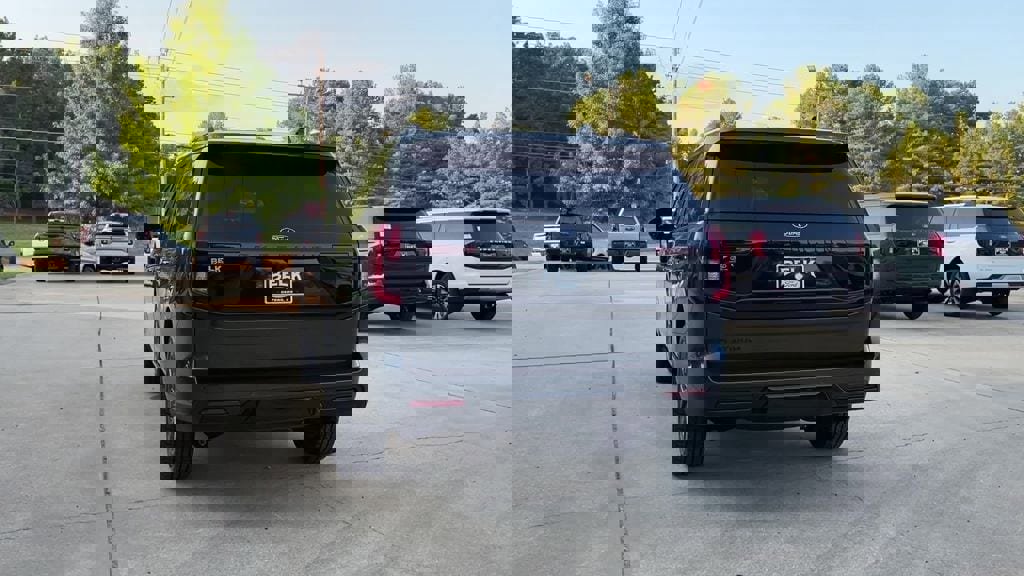 New 2025 Ford Expedition Platinum w/ Stealth Performance Package image 5