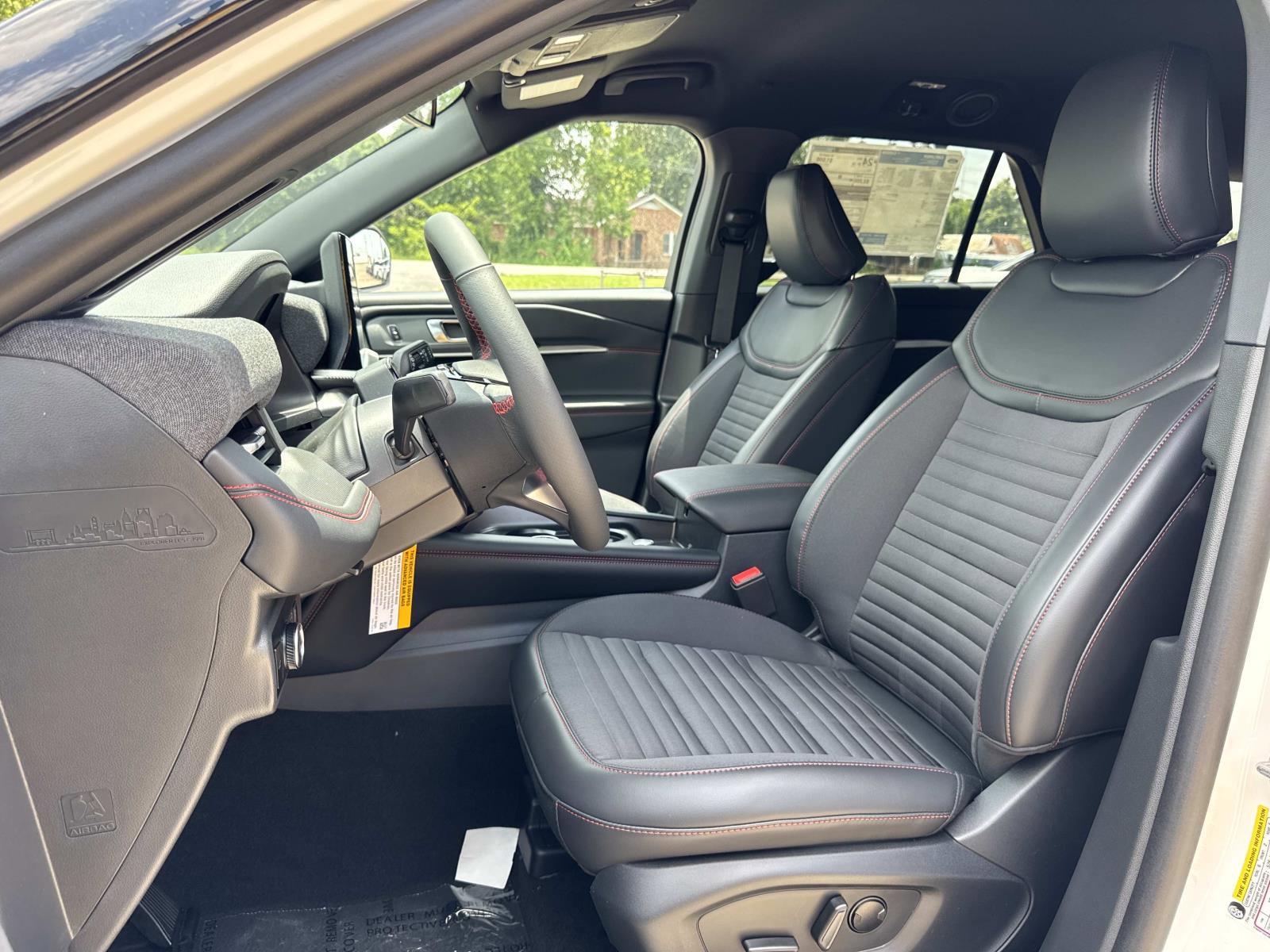 New 2025 Ford Explorer ST-Line w/ Premium Package image 8