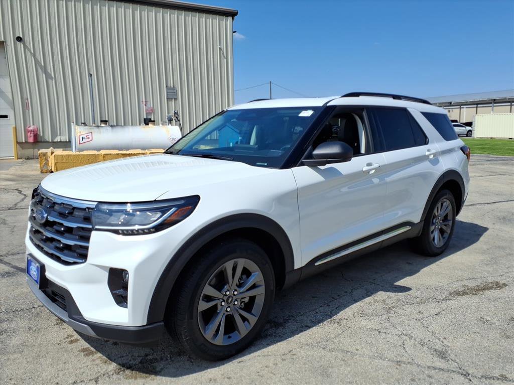 Used 2025 Ford Explorer Active w/ Active Comfort Package AWD/4WD image 7
