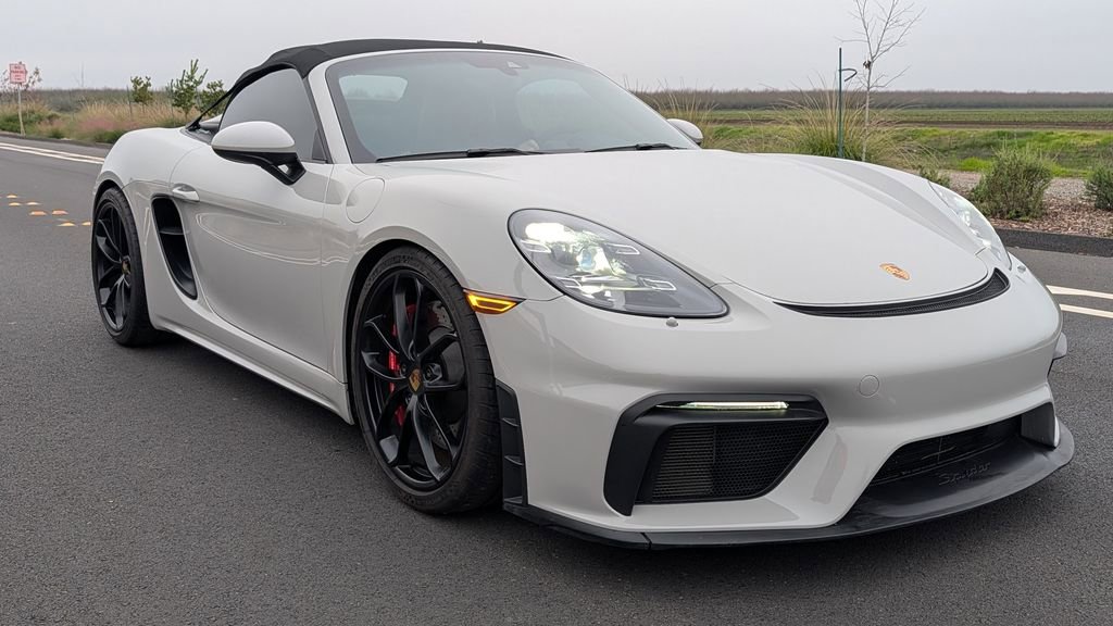 Used 2020 Porsche 718 Boxster Spyder image 3