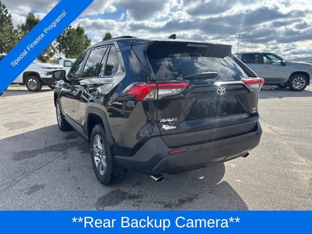 Used 2022 Toyota RAV4 XLE video 3