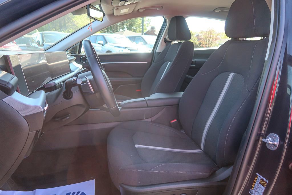 Used 2025 Hyundai Sonata SEL FWD image 25