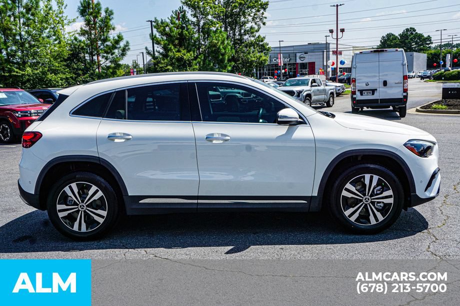Used 2024 Mercedes-Benz GLA 250 w/ Exclusive Package image 8