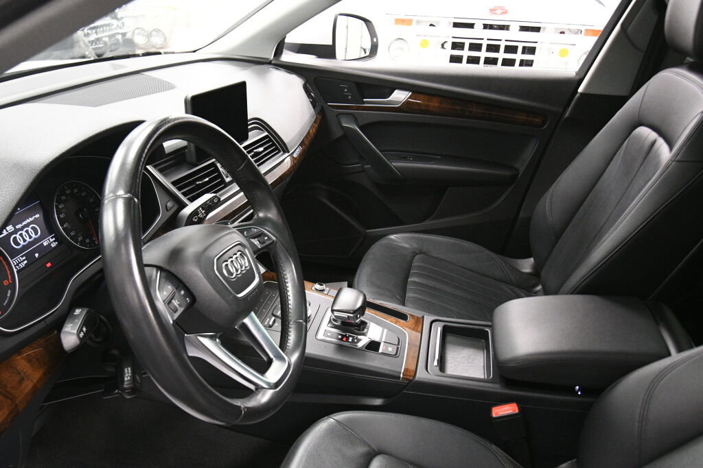 Used 2018 Audi Q5 2.0T Premium w/ Convenience Package AWD/4WD image 19