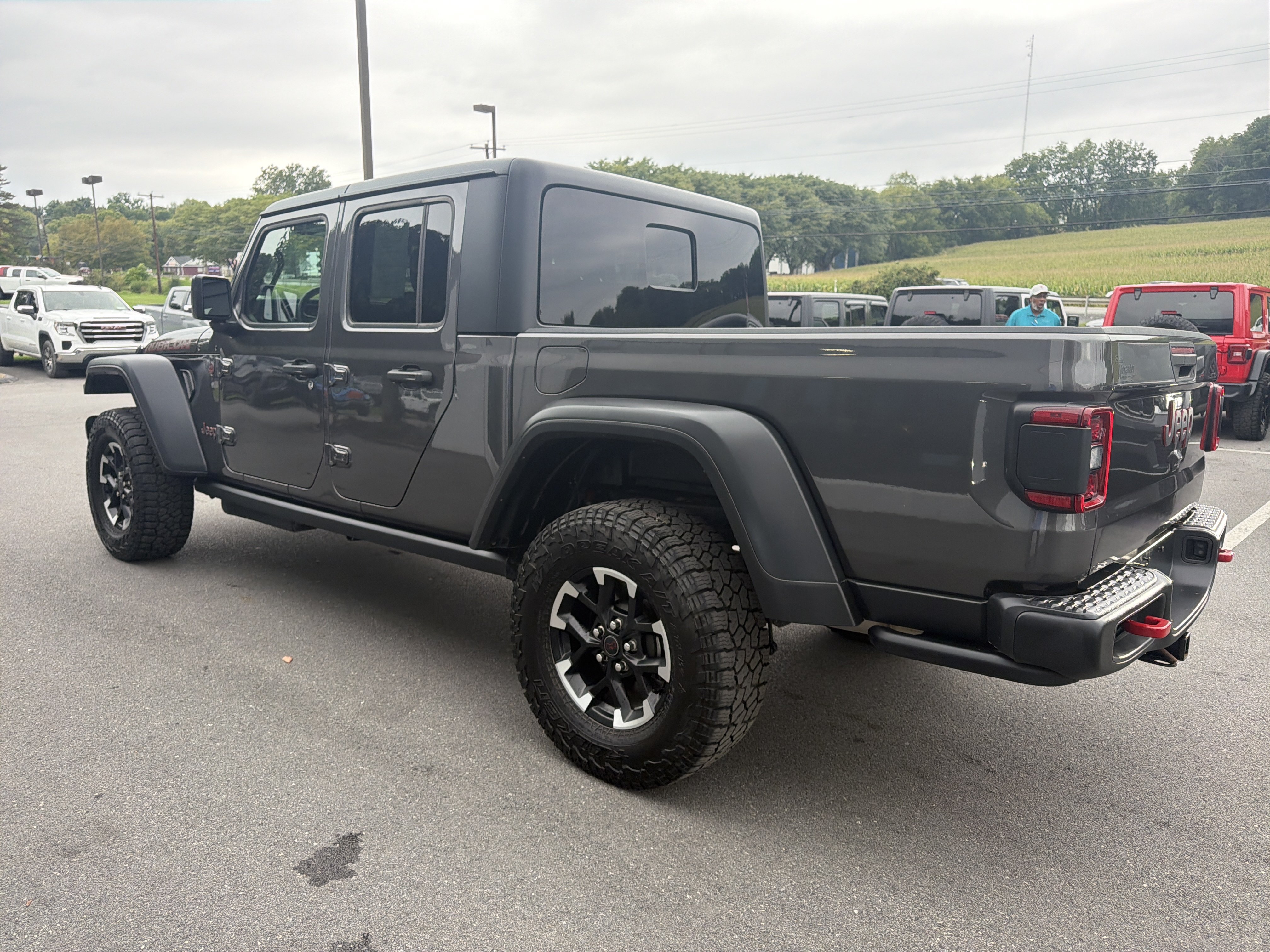 Used 2026 Jeep Gladiator Rubicon AWD/4WD image 6