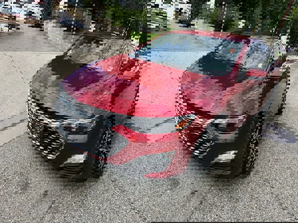 Used 2021 Chevrolet Malibu RS image 3