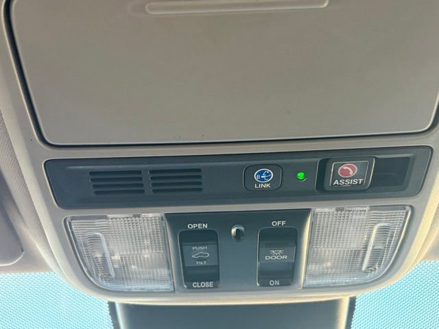 Used 2024 Honda Odyssey Elite image 24