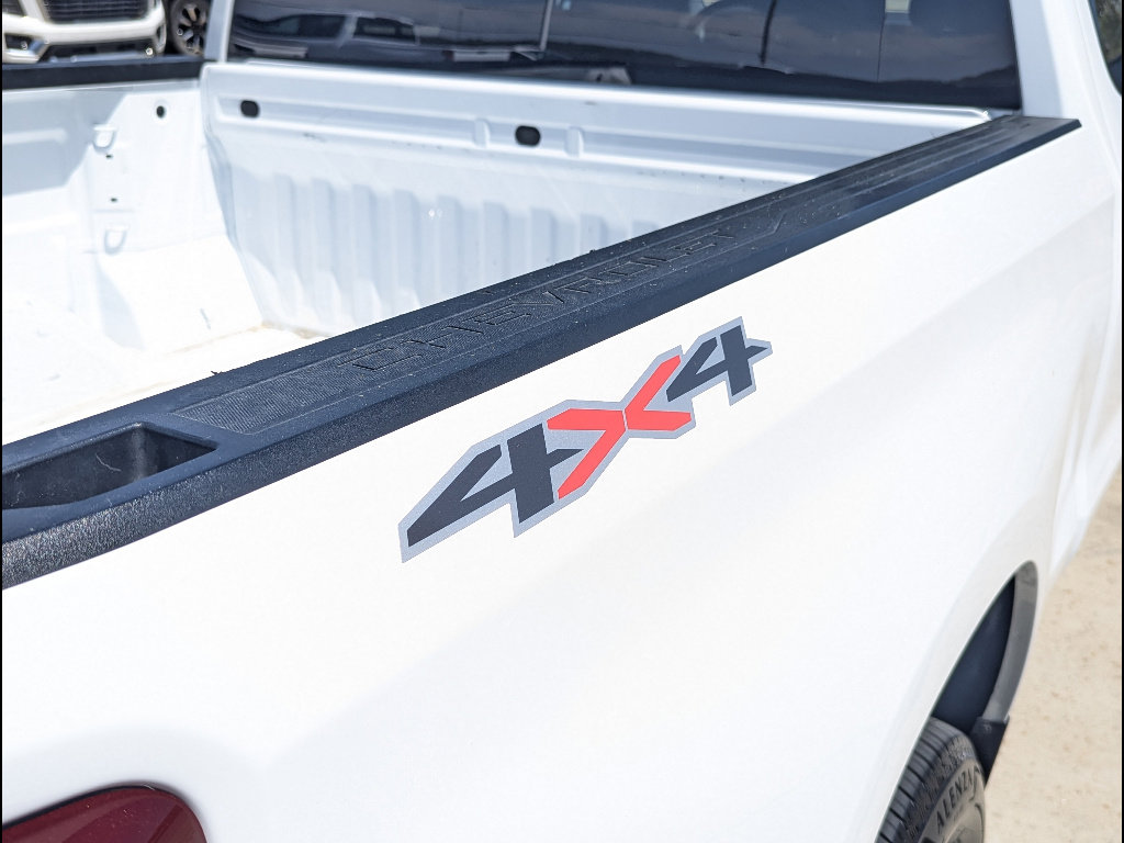 Used 2025 Chevrolet Silverado 1500 Custom AWD/4WD image 11